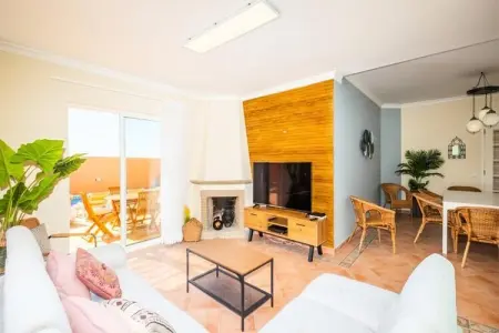 Maison à Albufeira, Villa près de la plage de Gale avec piscine privée - Photo 1