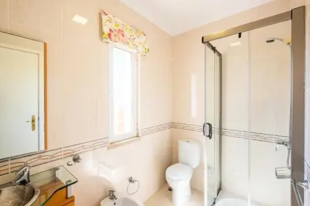 Maison à Albufeira, Villa près de la plage de Gale avec piscine privée - Photo 12