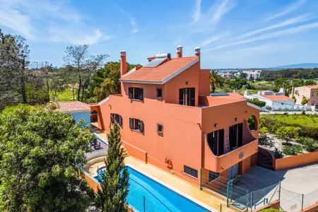 Maison à Albufeira, Villa à Albufeira avec piscine privée - Photo 3