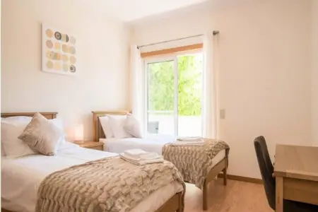 Central Modern 2-bed Apartment Arma&ccedil;&atilde;o De Pera, Appartement à Armação de Pêra près de la plage - Photo 5