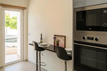 Central Modern 2-bed Apartment Arma&ccedil;&atilde;o De Pera, Appartement à Armação de Pêra près de la plage - Photo 18