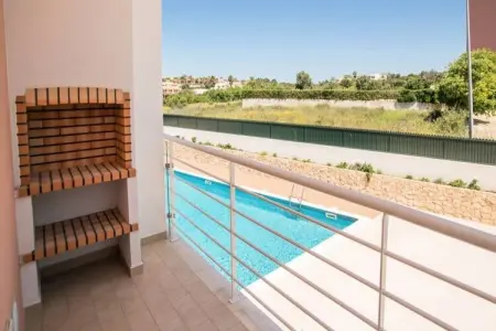 Central Modern 2-bed Apartment Arma&ccedil;&atilde;o De Pera, Appartement à Armação de Pêra près de la plage - Photo 20