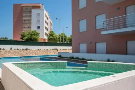 Central Modern 2-bed Apartment Arma&ccedil;&atilde;o De Pera, Appartement à Armação de Pêra près de la plage - Photo 21