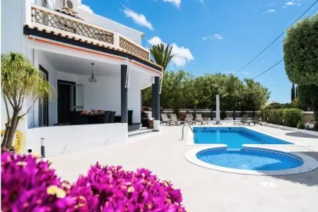 Casa Laranja Villa Loul&eacute;, Villa en Algarve avec piscine privée - Photo 12
