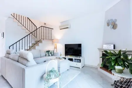 Casa Primavera Albufeira, Maison à Albufeira avec piscine et jardin - Photo 17