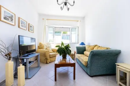 Villa Dos Netos Albufeira, Villa à Galé avec piscine près São Lourenço - Photo 5