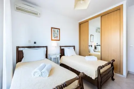 Villa Dos Netos Albufeira, Villa à Galé avec piscine près São Lourenço - Photo 9