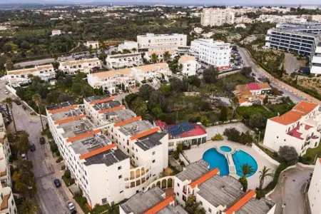 Alvor Modern Comfort, Appartement à Alvor avec Piscine & Plages - Photo 8