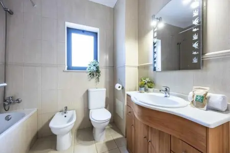 Apartment Edificio Liz, Appartement à Armação de Pêra près de la plage - Photo 8