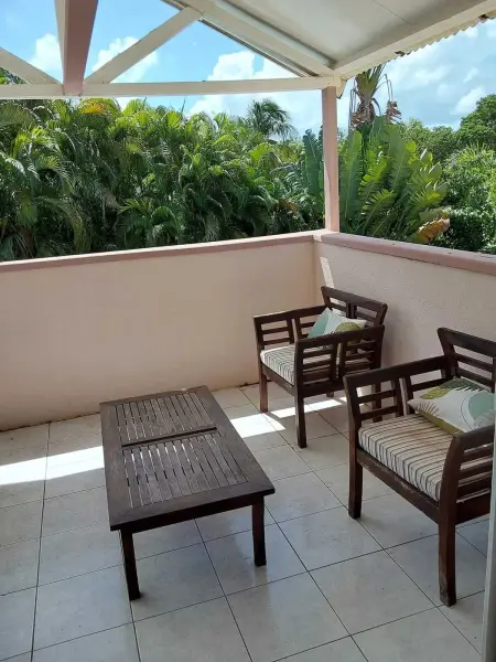 Appartement lumineux avec terrasse à Le Gosier, 70 m² - Photo 3