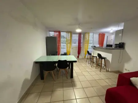 Appartement près de Le Moule avec terrasse et climatisation - Photo 5