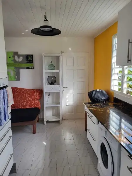 Appartement lumineux avec terrasse à Les Trois-Îlets - Photo 1