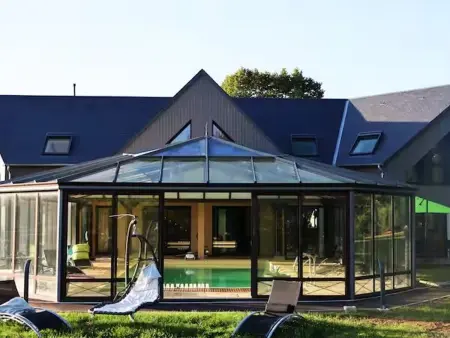 Maison d'architecte avec piscine chauffée et parc sécurisé - Photo 11