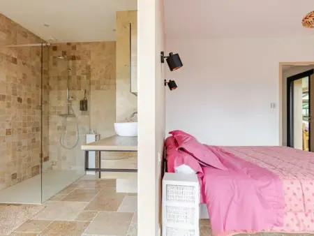 Maison d'architecte avec piscine chauffée et parc sécurisé - Photo 14