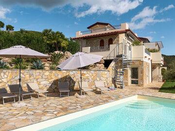 Villa di Sogno, Maison 10 personnes à Lacona IT8405.649.4
