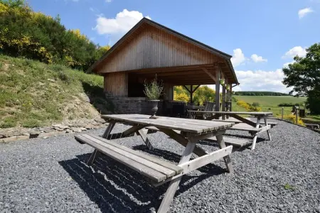 Le Lodge à 8 Brins, Villa à Nadrin avec piscine et vue - Photo 28