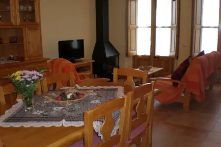 Can Códol 3, Gîte à Maians avec Piscine et Jardin - Photo 8