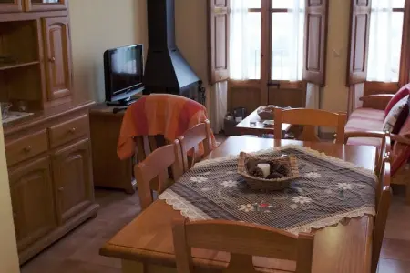 Can Códol 3, Gîte à Maians avec Piscine et Jardin - Photo 10
