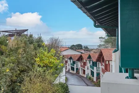 Résidence Domaine Iratzia 1, Appartement Côte avec Terrasse - Photo 12