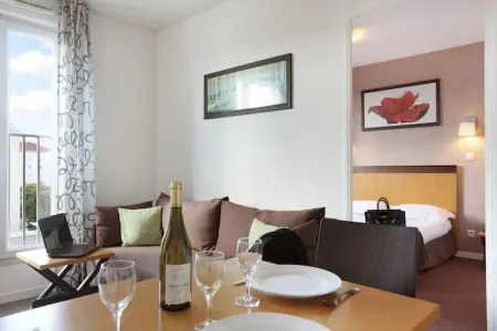 Appart'hôtel Bioparc 1, Appartement à Lyon près de Bioparc - Photo 1