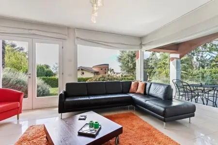 Varese Tre, Villa ensoleillée avec terrasse - Photo 9