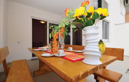 Appartement 4 personnes à Nin - Photo 1