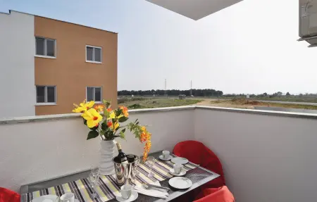 Appartement 4 personnes à Nin - Photo 1