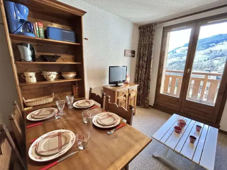 Studio calme avec parking, vue montagnes, Demi-Quartier - Photo 3