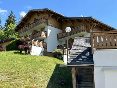 Studio calme avec parking, vue montagnes, Demi-Quartier - Photo 13