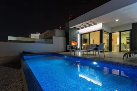Maison à Ciudad Quesada, Villa à Rojales avec Piscine Infinie - Photo 9