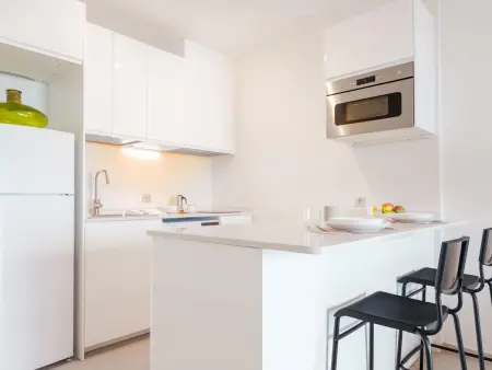 Appartement lumineux avec terrasse près de la plage - Photo 3