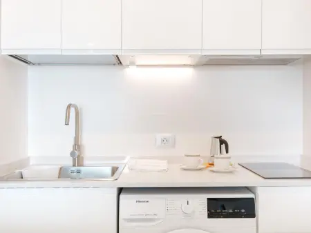 Appartement lumineux avec terrasse près de la plage - Photo 5