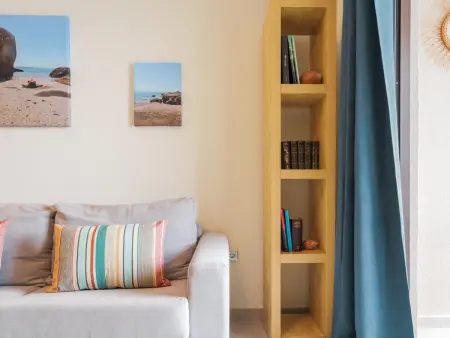 Appartement lumineux avec terrasse près de la plage - Photo 12