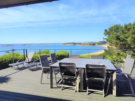 Maison pieds dans l'eau à Trébeurden avec jardin et terrasse - Photo 12