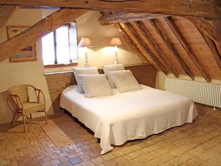 Gîte Rustique à Neuilly-le-Réal avec Animaux Acceptés - Photo 1