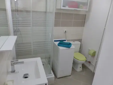 Appartement confortable 2 pers avec vue port, wifi - Photo 9