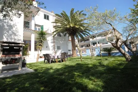 81175, Appartement de vacances avec 2 chambres - Photo 2