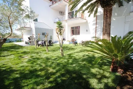 334266, Appartement de vacances avec 2 chambres - Photo 2