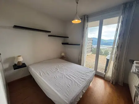 Appartement confortable avec terrasse au rez-de-chaussée - Photo 3