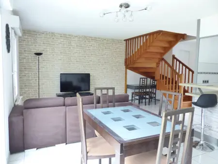 Villa mitoyenne avec terrasse, jardinet et parking à Capbreton - Photo 6