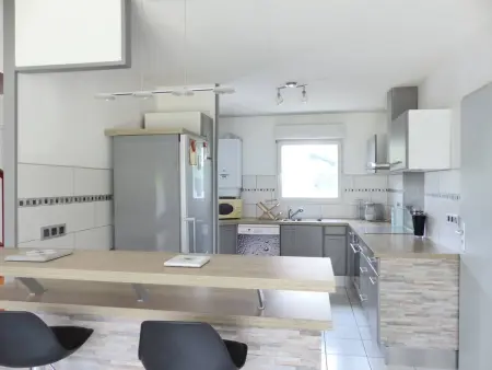 Villa mitoyenne avec terrasse, jardinet et parking à Capbreton - Photo 8