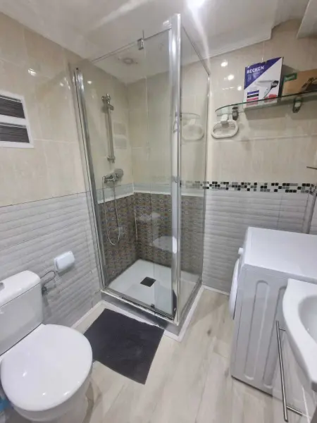 Chalet confortable à San Sebastián de los Reyes avec terrasse - Photo 43