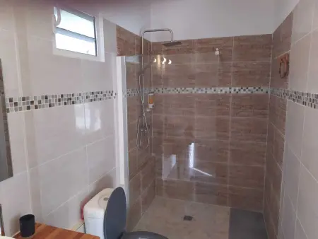 Maison cosy avec jardin privatif à Les Anses-d'Arlet - Photo 8