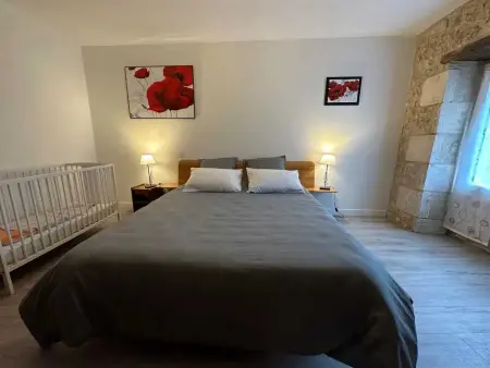 Maison conviviale avec jardin à Saint-Maurice-la-Clouère - Photo 3