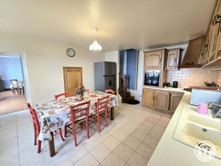Gîte rural pour 11 pers. avec parking, spa et animaux acceptés - Photo 5