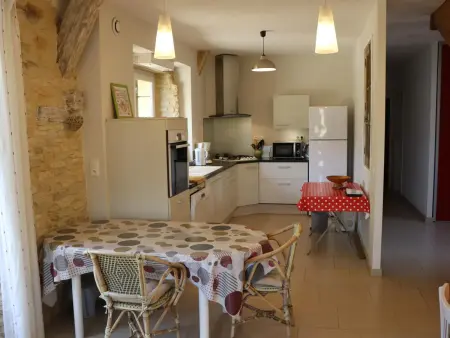 Maison champêtre spacieuse avec jardin et terrasse - Photo 6