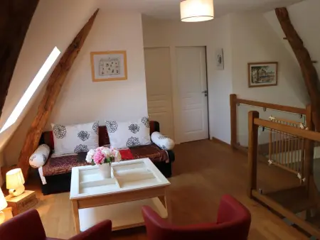 Maison champêtre spacieuse avec jardin et terrasse - Photo 11