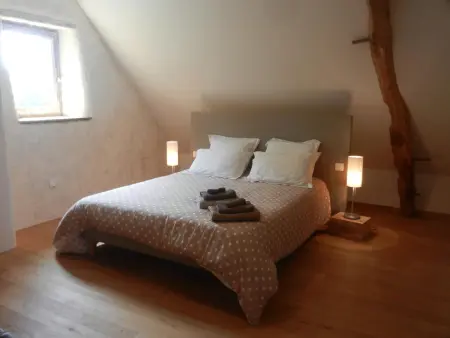 Maison champêtre spacieuse avec jardin et terrasse - Photo 12