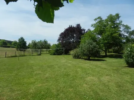 Maison champêtre spacieuse avec jardin et terrasse - Photo 25