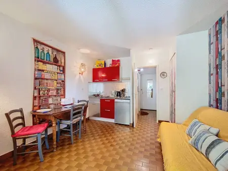 Studio à Saint-Cyr-sur-Mer avec terrasse et parking privé - Photo 4